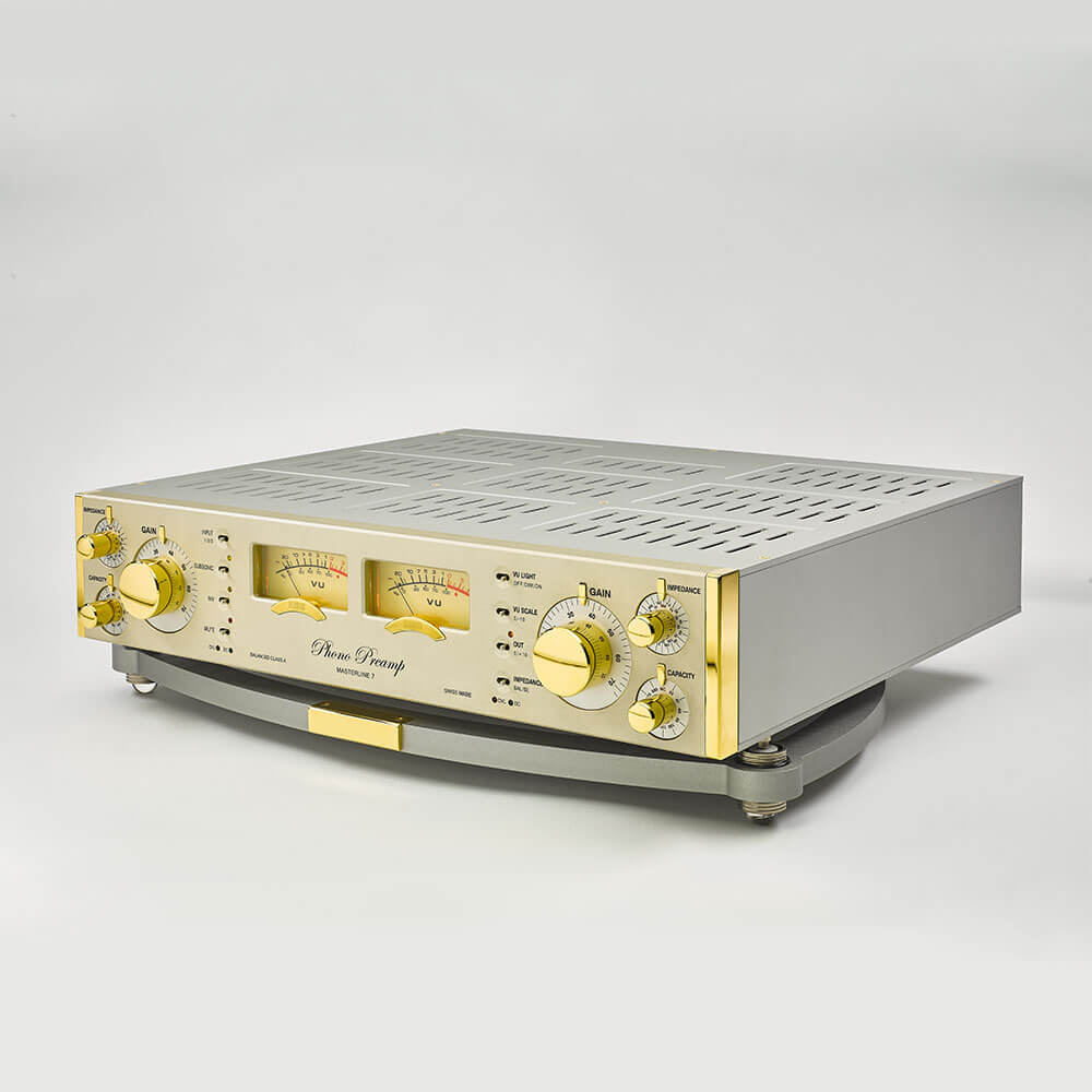 HSE-Master-Line-7-Phono-Preamplifier-2-1000×1000